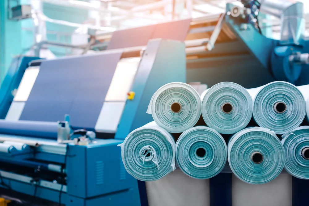 Textile Manufacturing Processes for Students and Professionals