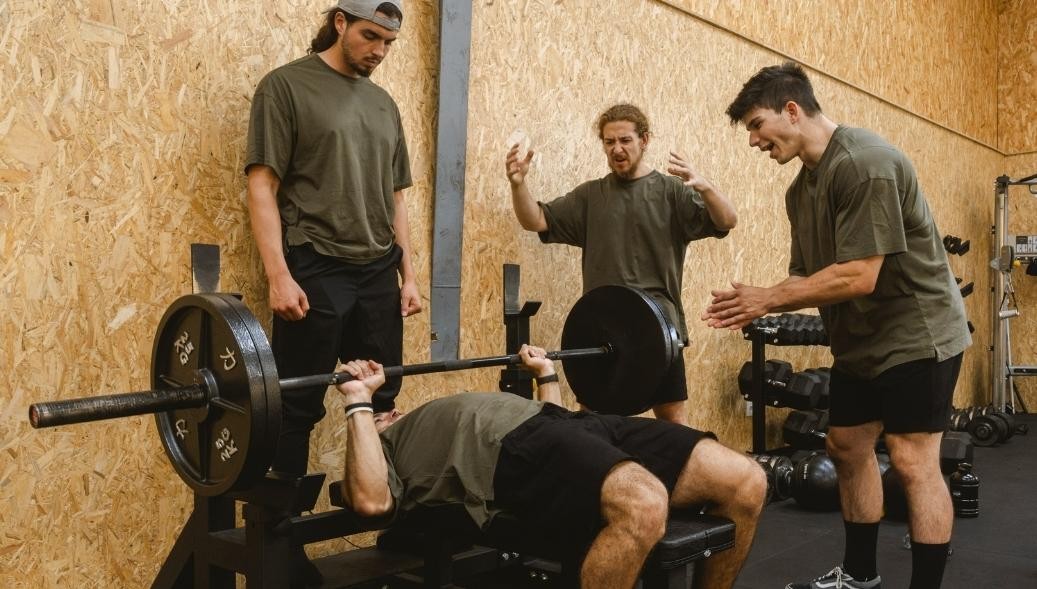 How to use the Bench Press - MYPROTEIN™