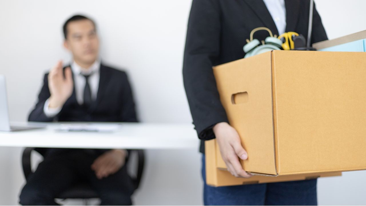 Layoff Parte I Ajustando o orçamento para a nova realidade Layoff Parte I Ajustando o orçamento para a nova realidade
