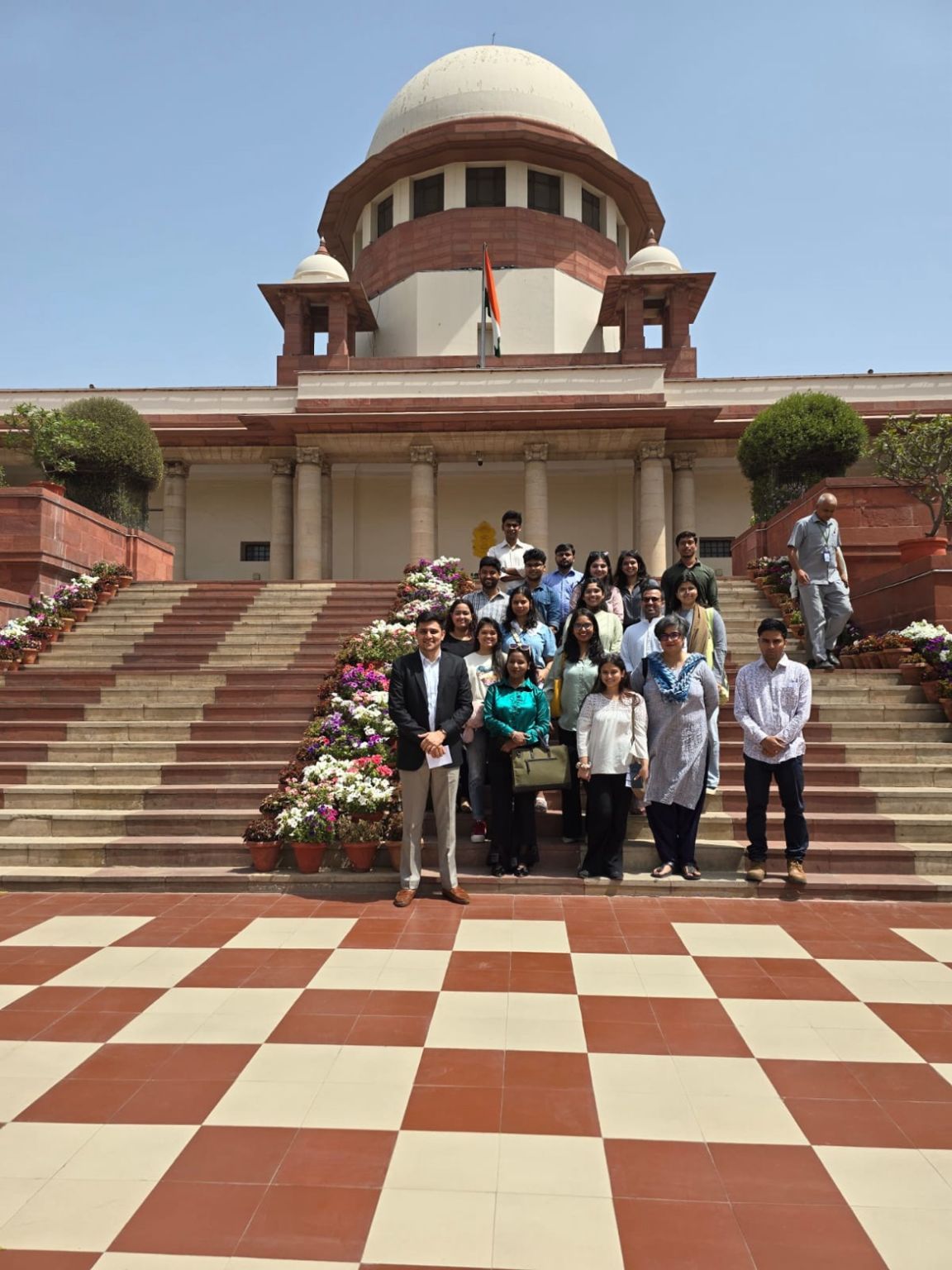 Mitika Tiwari on LinkedIn: Ou offer holder meet at Supreme Court was an ...