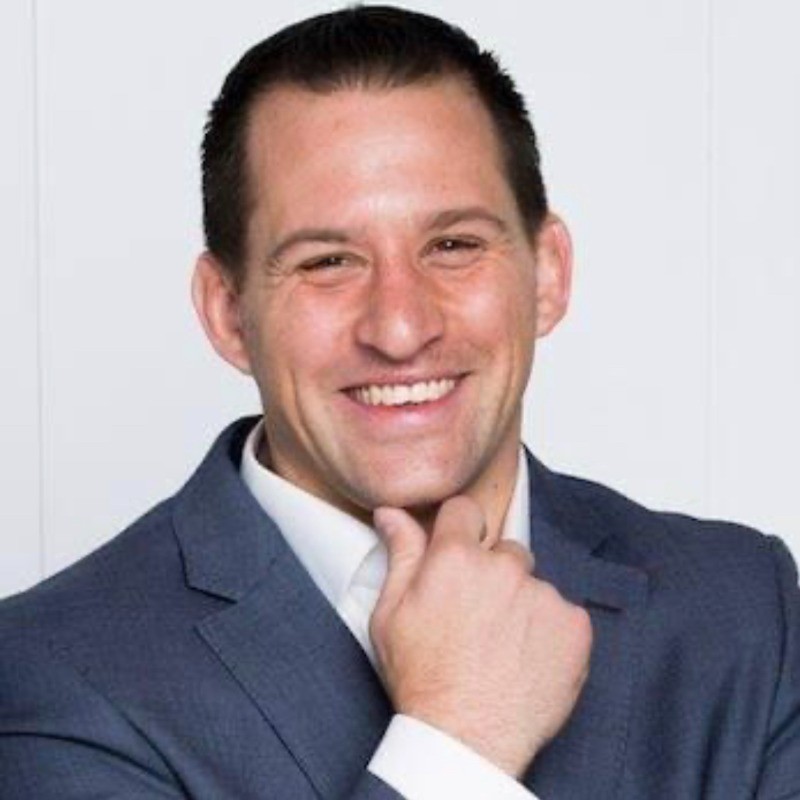 Daniel Den - 9 Marketing Message Pillars That Will Help You Become a Market Leader - A New Direction with Coach Jay Izso