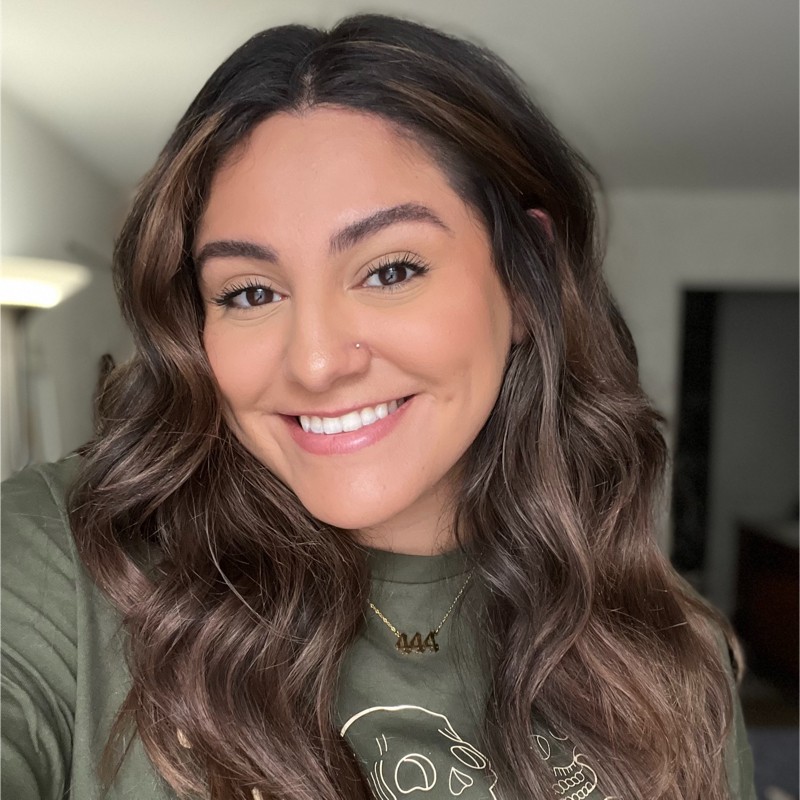 Elisa Lara Scott - Hairstylist - Sola Salons | LinkedIn