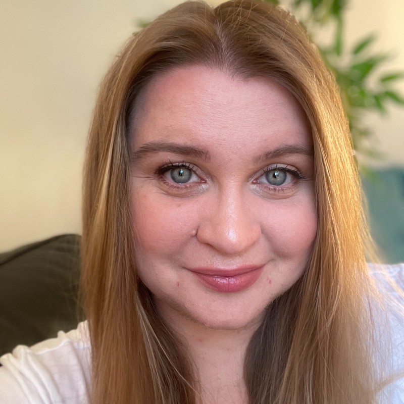 Anna Thomson - Production Manager - SellOutAnimation | LinkedIn