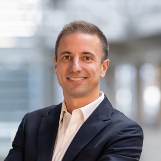 Florian Huettl – Chief Executive Officer – Opel | LinkedIn