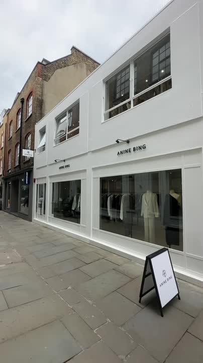 Bimba y Lola continues UK expansion with new store in London's