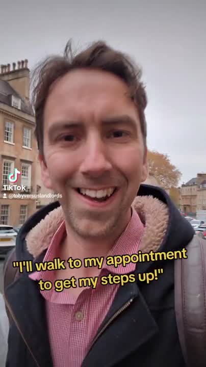 dr livesey walk cropped｜TikTok Search