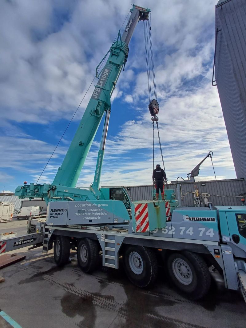 Nouvelle grue mobile Liebherr 40 tonnes JFB Levage