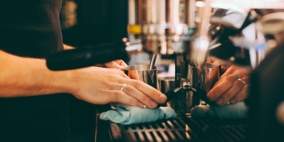 How to clean and maintain your L'OR BARISTA machine? 