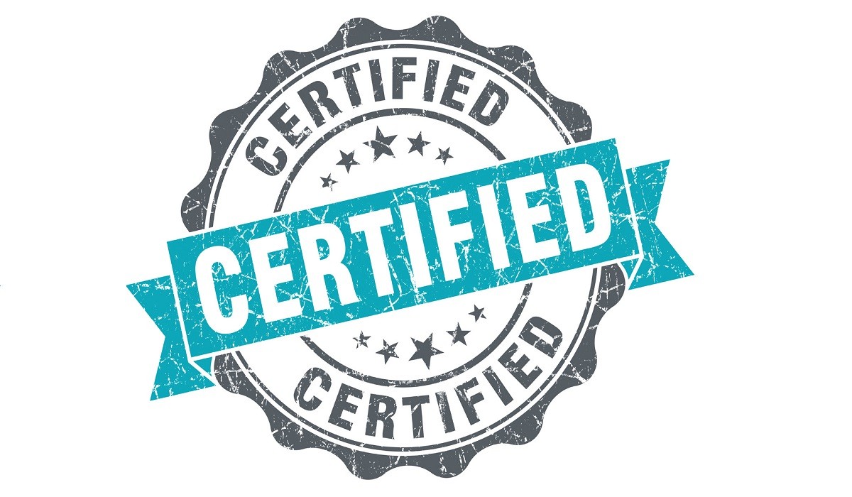 Certificado de Entrenamiento vs Certificación Profesional: ¿Cuál es la Diferencia?