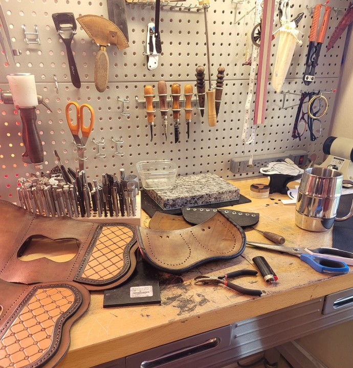 Writing Sample - Leatherworking Tools for Beginners