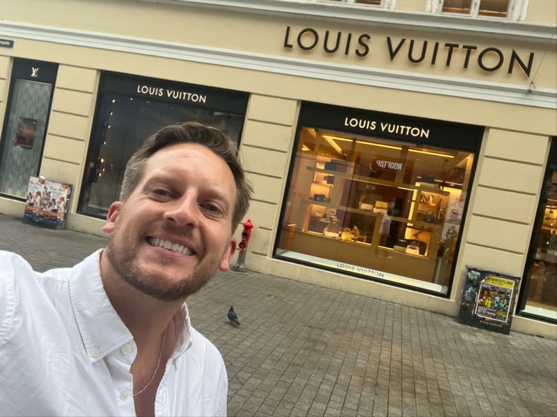 Christian Sams Keil – Client Advisor – Louis Vuitton