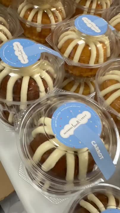 Nothing Bundt Cakes opens first Summit store in Stow