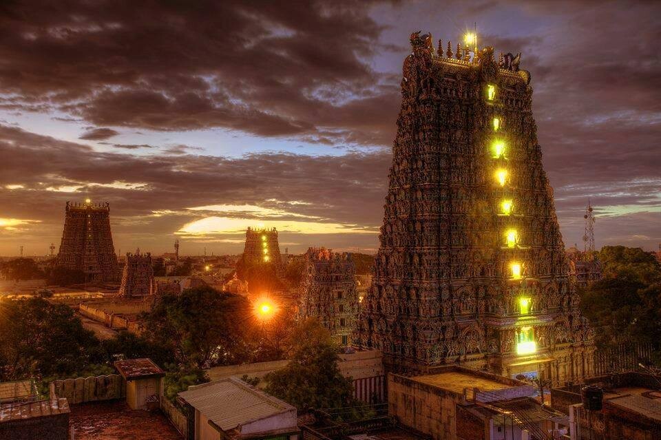 Enthralling and Miraculous Story of Sri Madurai Meenakshi Amman Temple, Tamilnadu, India
