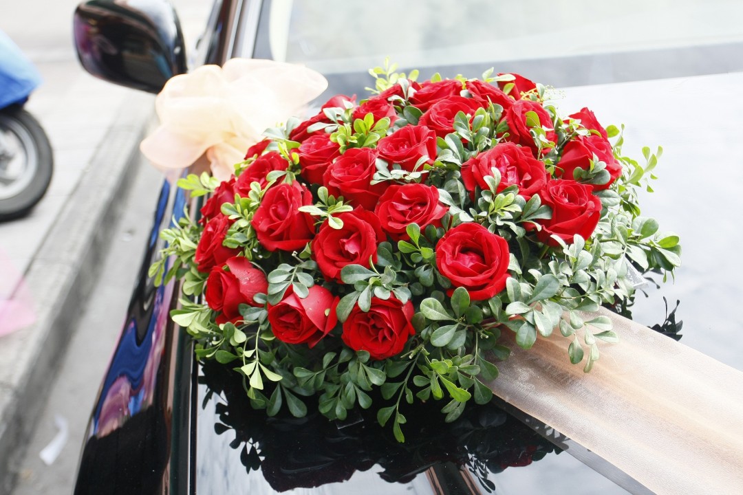 How To Decorate Your Wedding Car?