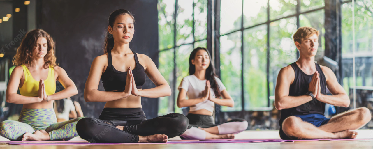 Tips To Dress Comfortably While Practicing Yoga