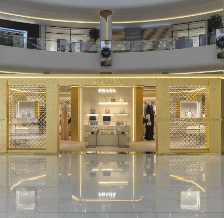 Louis Vuitton And A New Store In The Dubai Mall