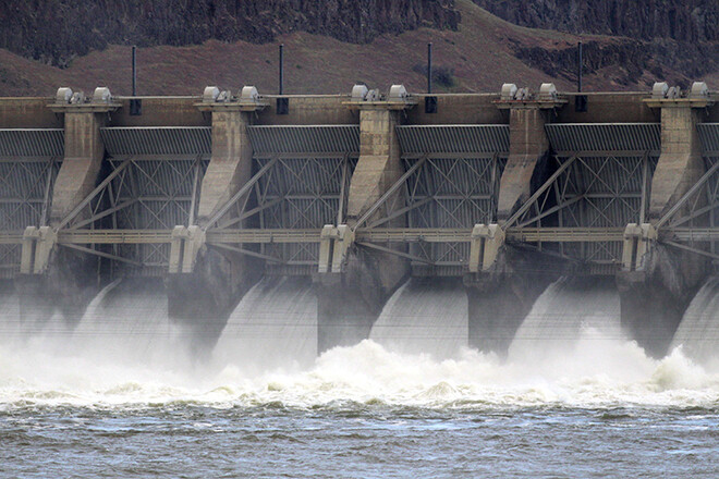 Guardian of Infrastructure: The Vital Importance of Dam" Maintenance