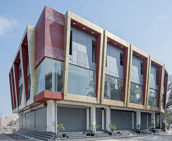Enhancing Commercial Building Elevation with ACP Sheets: Design Ideas and Best Practices