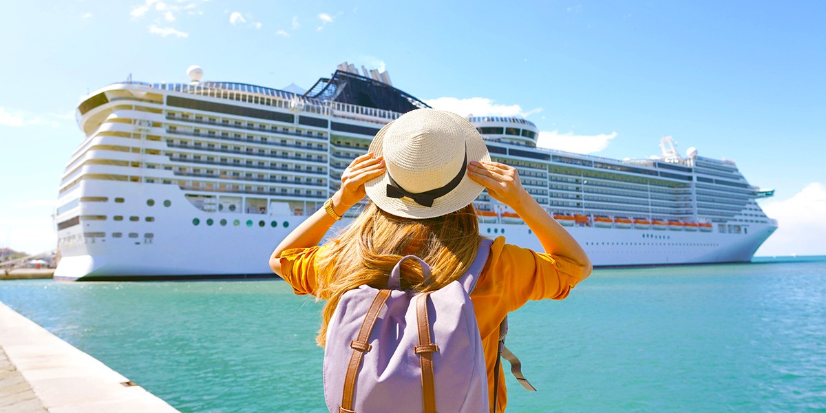 Should You Buy Cruise Insurance from a Cruise Line or Independently?