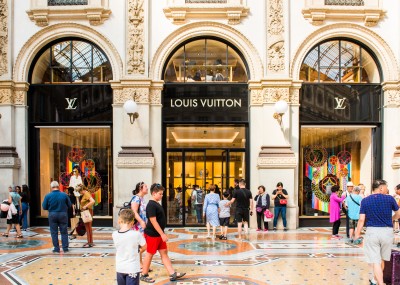 Louis Vuitton 2021 In-store Virtual Tour Shopping Experience Eye