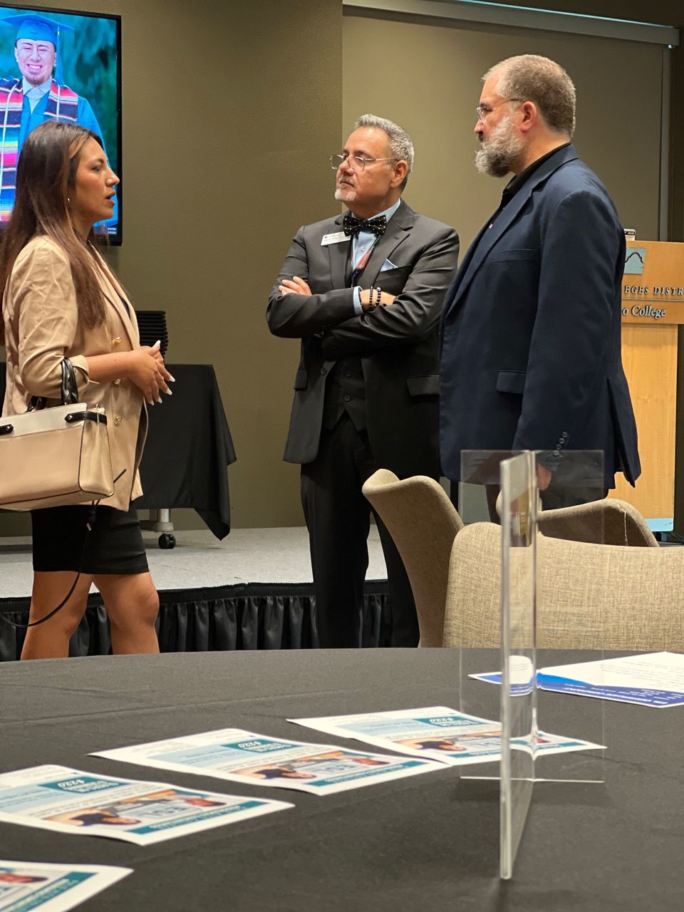 Bridgette Ellis on LinkedIn: ESL Certificate Ceremony at Palo Alto Bridgette Ellis on LinkedIn: ESL Certificate Ceremony at Palo Alto