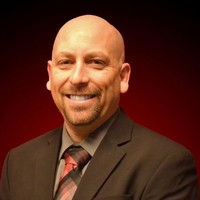 Adam Franzetti headshot