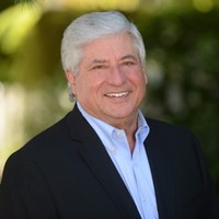 Alfred G Altomare Jr headshot