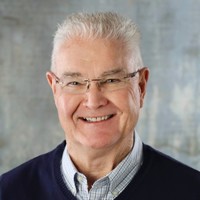 Tom Gravely headshot