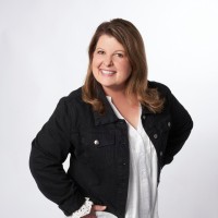 Kim Elizabeth headshot
