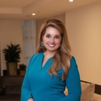 Christie Cannon headshot