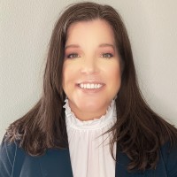 Liz Dobbins headshot