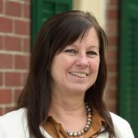 Michelle Torset headshot
