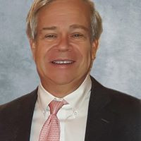 Ellis Duncan headshot