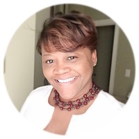 Sandra Stinson headshot
