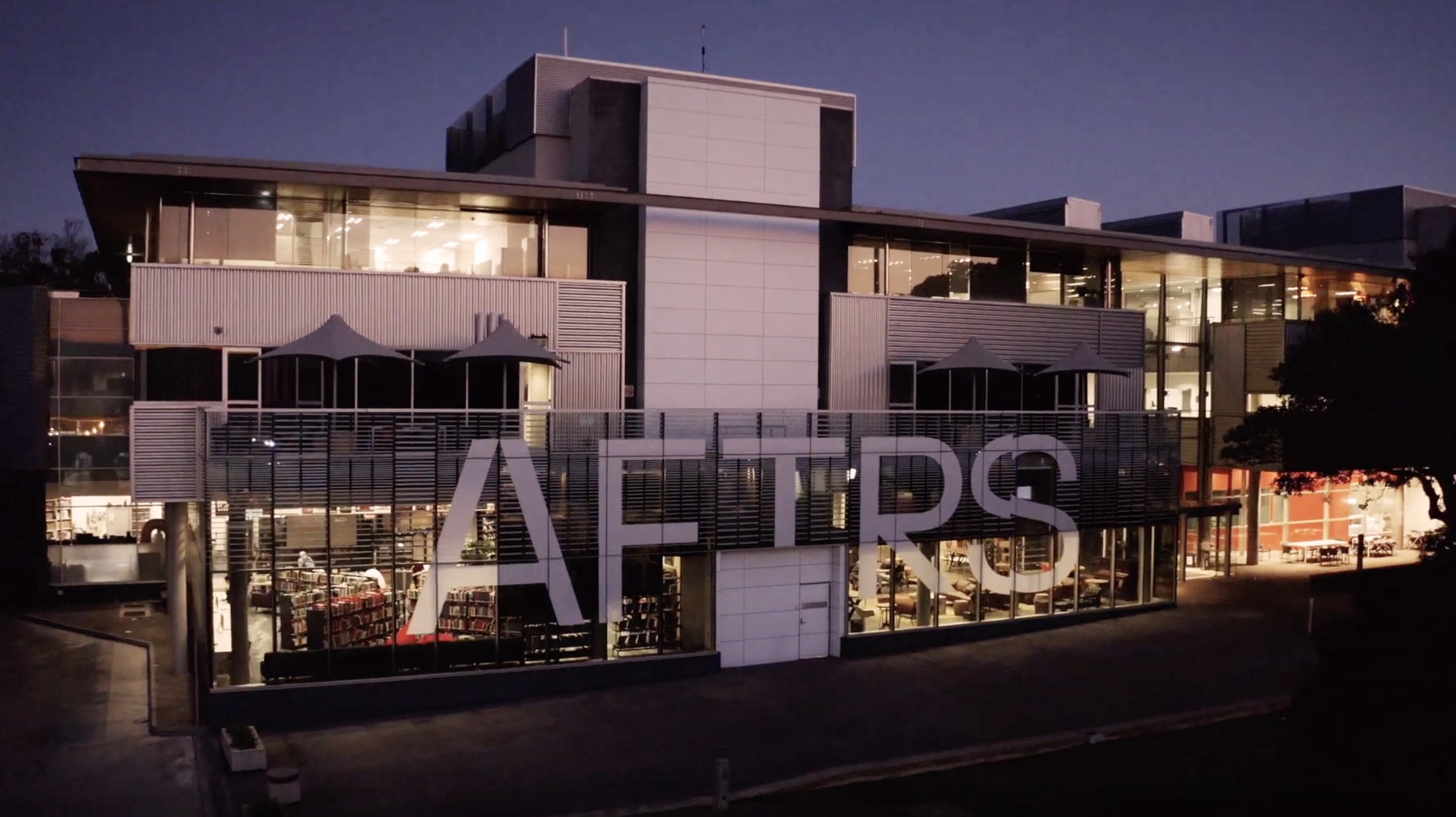 Top 50 Úc 143 Australian Film Television and Radio School Princeton English