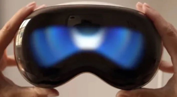 Tech Acrobat on LinkedIn: #apple #iphone #ai #clue #applevision # Tech Acrobat on LinkedIn: #apple #iphone #ai #clue #applevision #