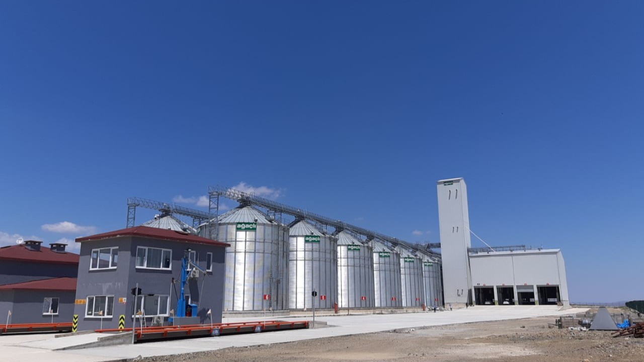 Factors Affecting Intake Capacity in Grain Storage Facilities Factors Affecting Intake Capacity in Grain Storage Facilities