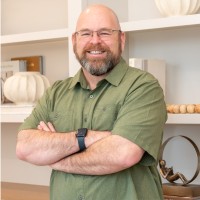 Shane Kirk headshot