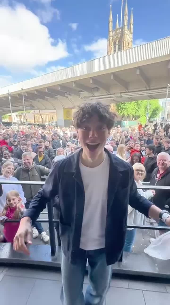 #britainsgottalent #goldenbuzzer #music #magic #prouddad | Richard Coope | 20 comments