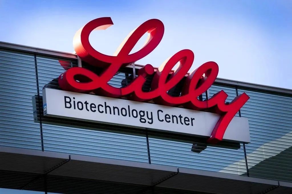 mounjaro tirzepatide manufacturer eli lilly Lilly's Weight-Loss Drug Approved in China Amid Race With Novo A person uses a 5mg