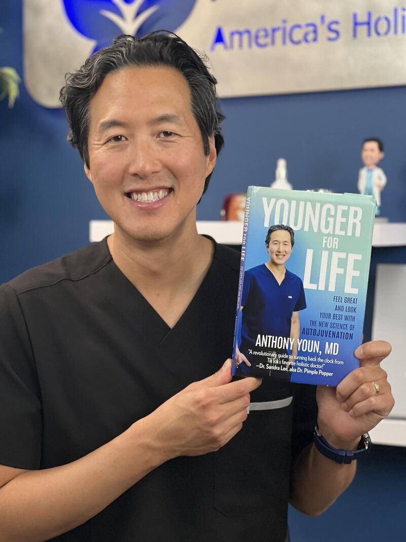 anthony youn glutathione Your secret weapon for brighter, more even skin- GLUTATHIONE! Check out Tosowoongs serum today on Amazon! , ., ., ., ., #ad #glutathioneserum #tosowoong #hyperpigmentation #darkspots Anthony Youn, MD (@tonyyounmd)