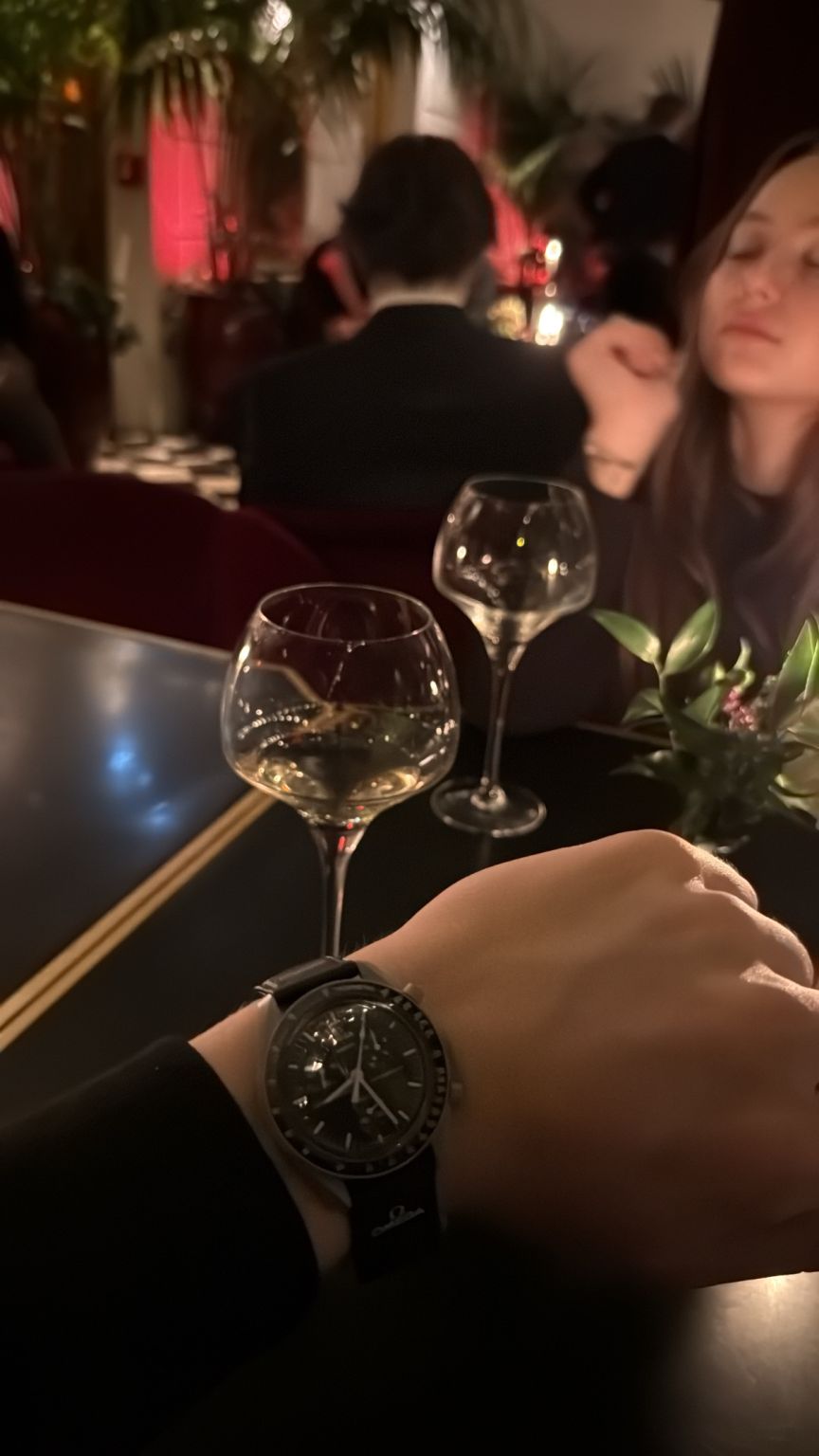 Une montre de luxe ne donne pas l’heure.
Elle te rappelle que le temps a de la valeur.
Et que chaque minute doit produire quelque chose.
Dans le digital, c’est pareil.
Une app mobile qui ne génère… | Florent GHIZZONI