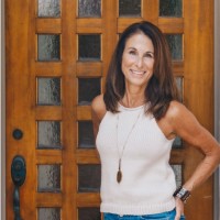Deb Schrakamp headshot