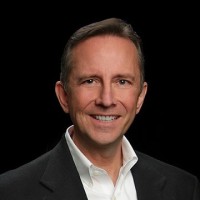 Douglas Curtis headshot