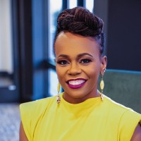 Elisha Scott headshot
