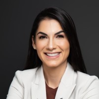 Iohana Niwa Rocha Associate Veterinarian VCA Wiles Road Animal Iohana Niwa Rocha Associate Veterinarian VCA Wiles Road Animal