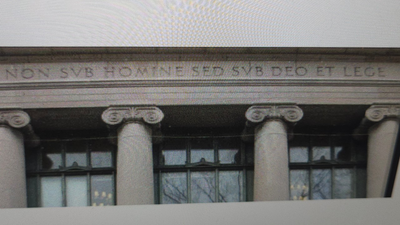 MAN OR MOUSE? Does Supreme Court Justice John Roberts have the courage MAN OR MOUSE? Does Supreme Court Justice John Roberts have the courage
