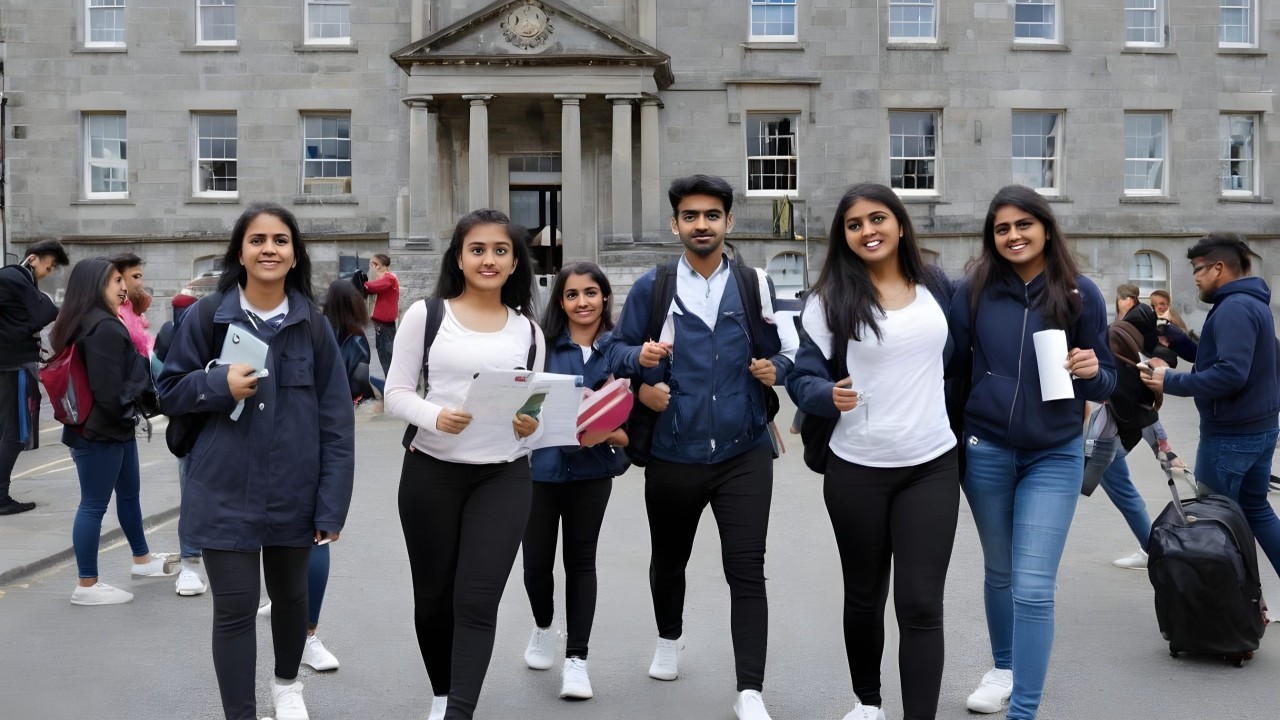 Navigating Irish Academic Culture: A Master s Student Guide Navigating Irish Academic Culture: A Master s Student Guide