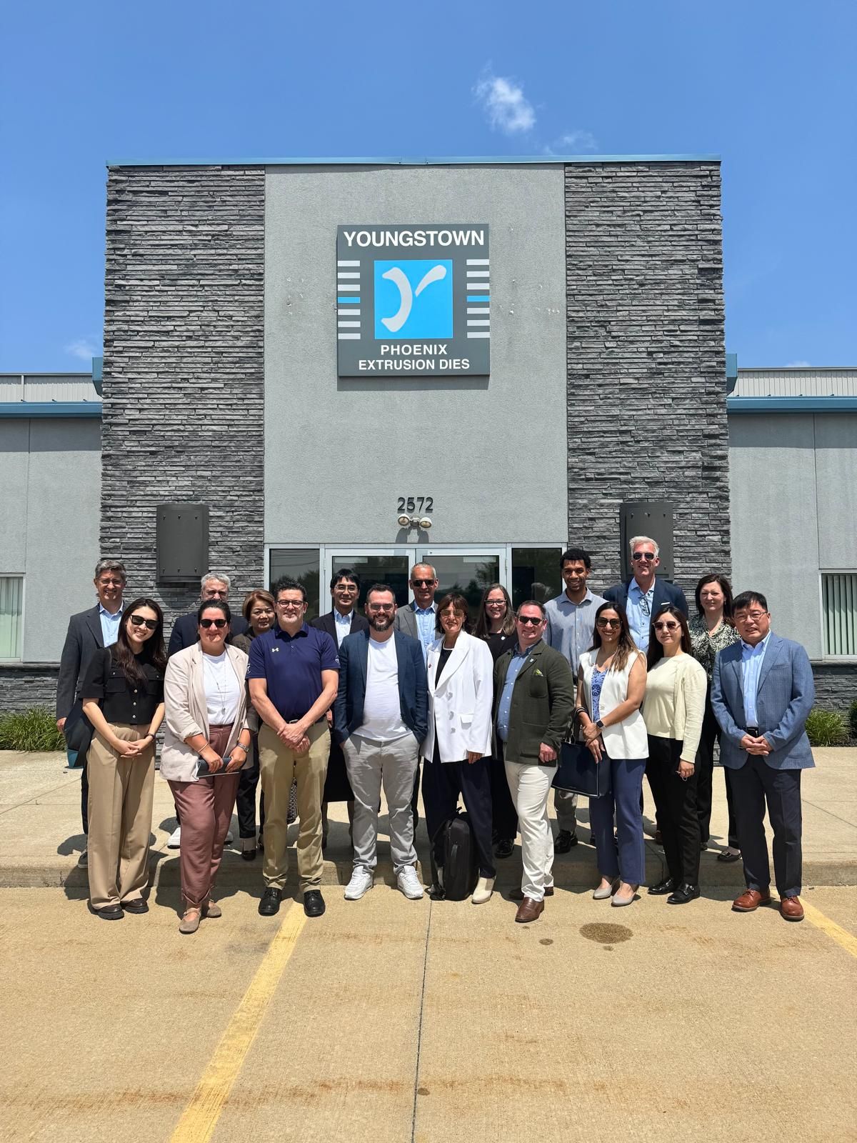 이미지에 alt 속성이 없음