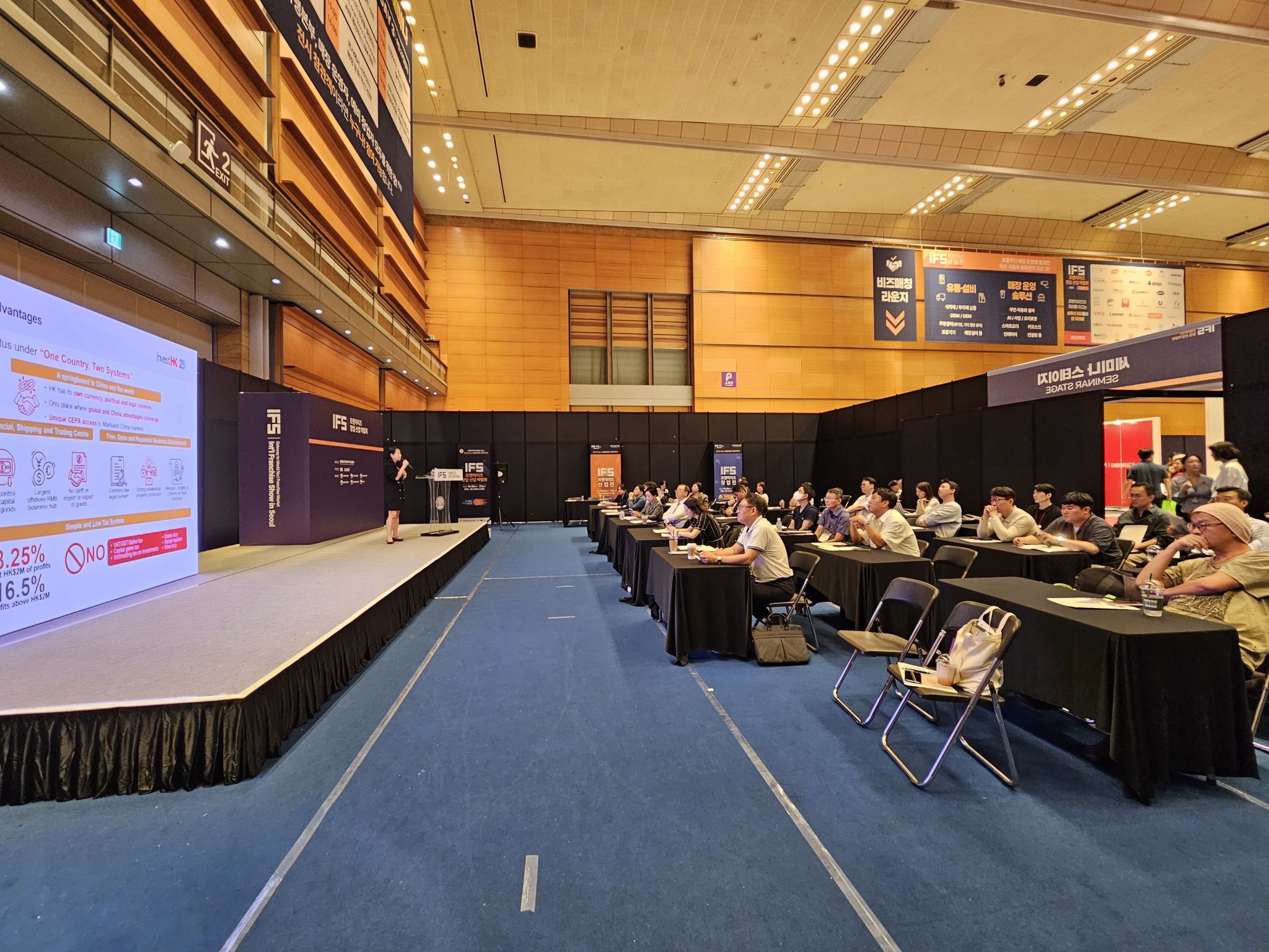 이미지에 alt 속성이 없음